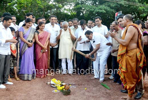 Minister Rai lays foundation for Rs 29-lac Kadri Park entrance gate